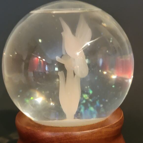 Etched Glass Hummingbird Globe 5.5" Clear Nature Scene on Wood Base - Picture 7 of 10